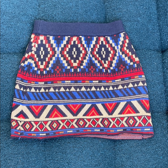 FARM Rio Colorful Geometric Mini Skirt - Picture 1 of 6